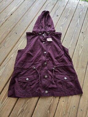 Maurices Maroon Hooded Utility Vest - Size L
